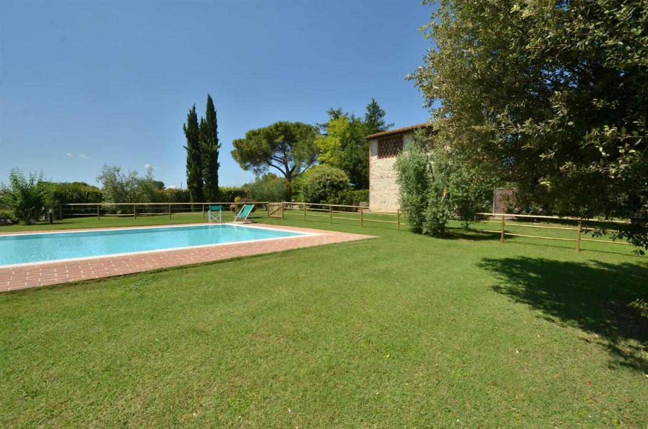 La Capannina Villa Le Grazie  Exteriör bild
