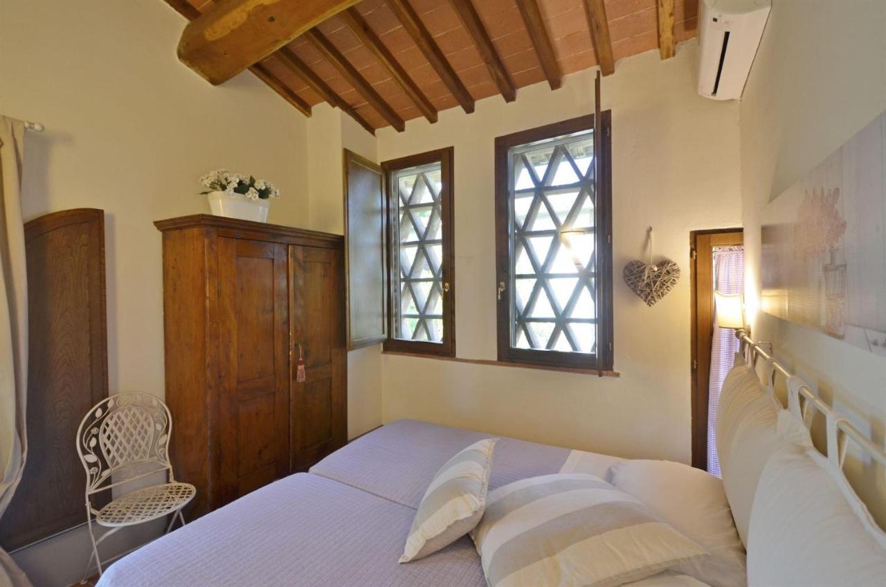 La Capannina Villa Le Grazie  Exteriör bild